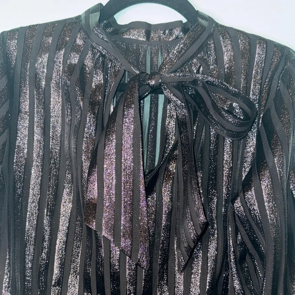 NWT J.Crew Black Metallic Stripe Tie-Neck Blouse Sz S - Picture 3 of 9